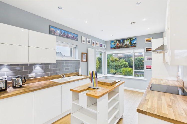 Kitchen Area - Picture 7 of 33