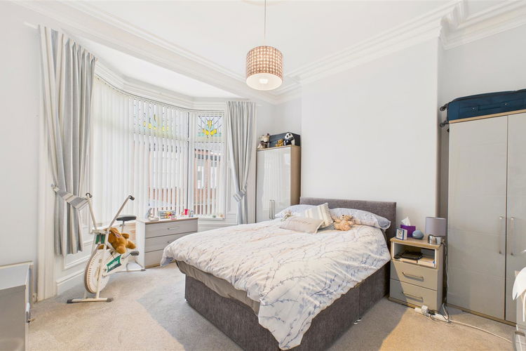 Bedroom 1 - Picture 7 of 13