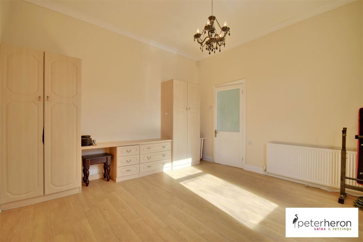 Bedroom 1 - Picture 9 of 14