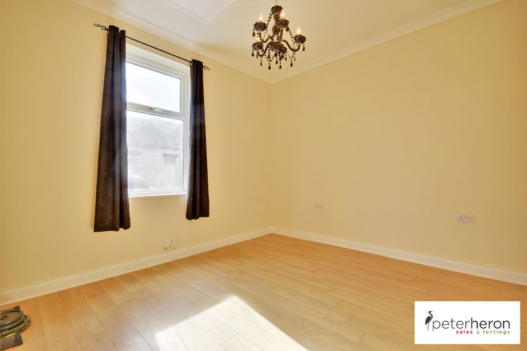 Bedroom 1 - Picture 10 of 14