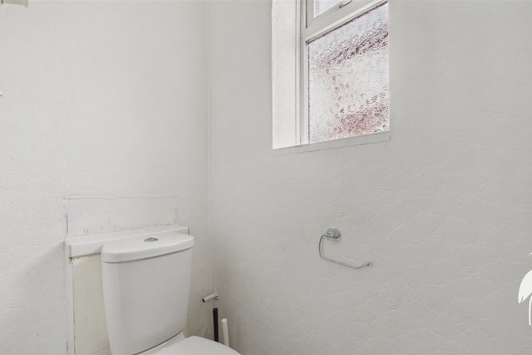 Cloakroom/WC - Picture 6 of 16