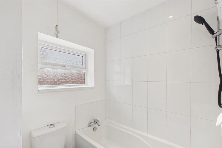 Bathroom - Picture 14 of 16