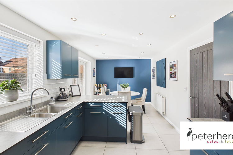 Dining Kitchen - Picture 11 of 37