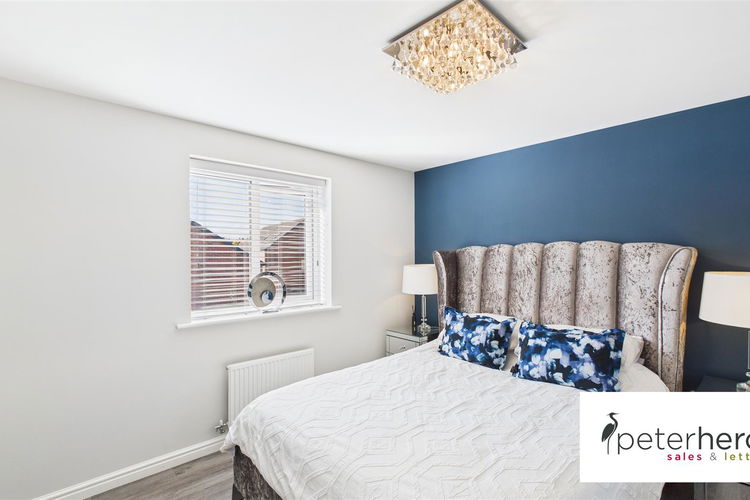 Bedroom 1 - Picture 18 of 37