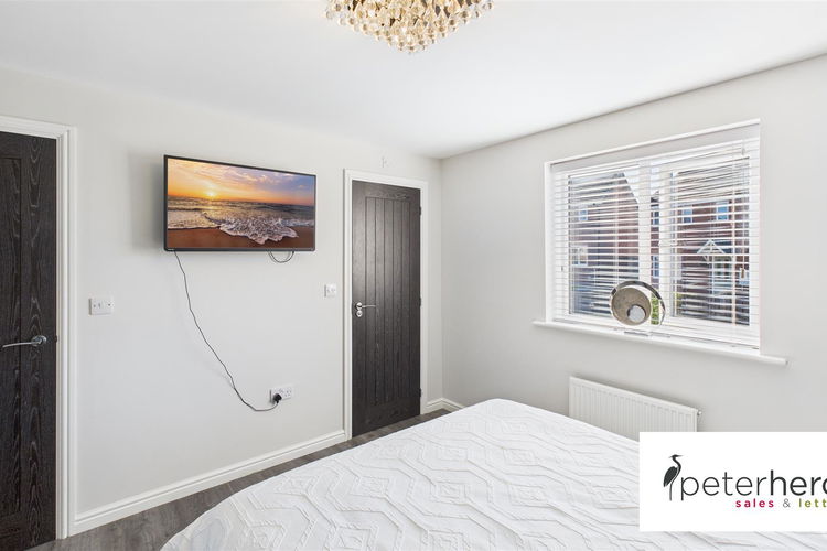 Bedroom 1 - Picture 20 of 37