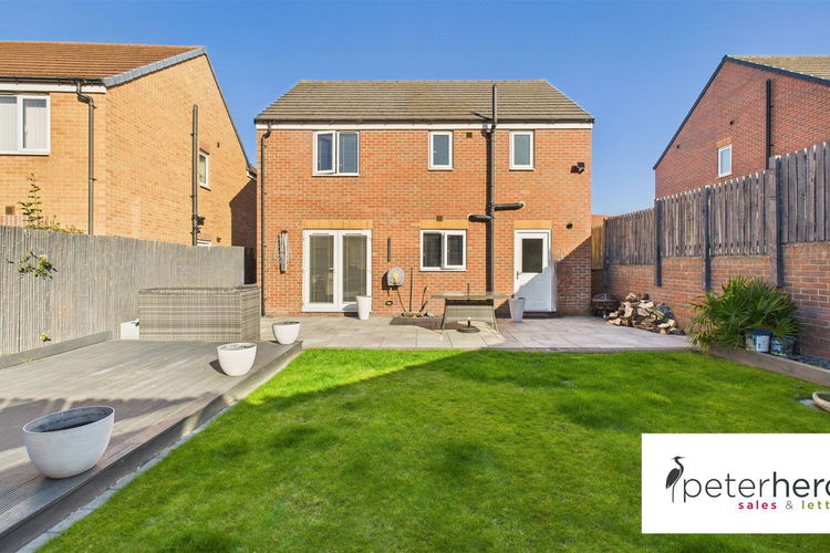 Outside - Picture 35 of 37