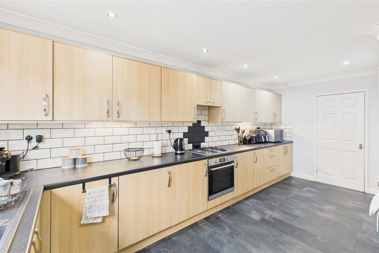 Kitchen - Picture 8 of 19