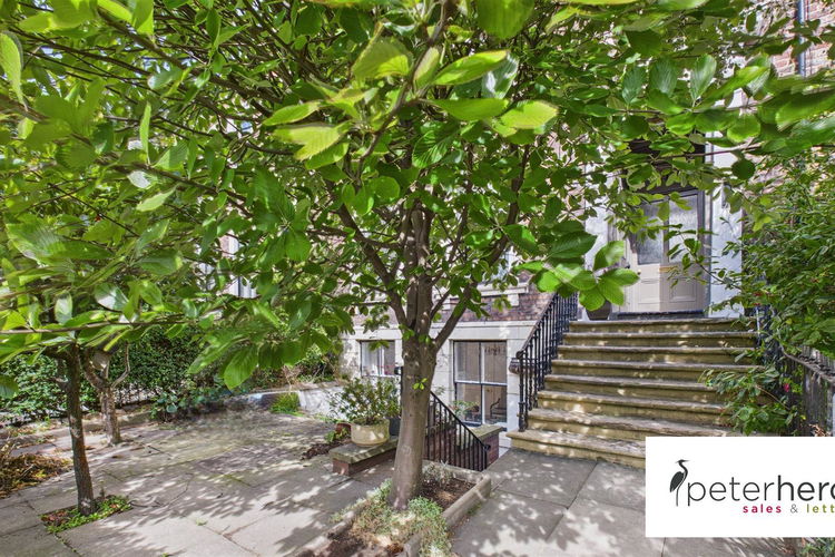 Front External - Picture 13 of 13