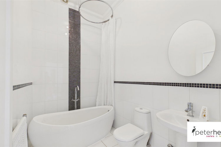 Bathroom - Picture 14 of 18