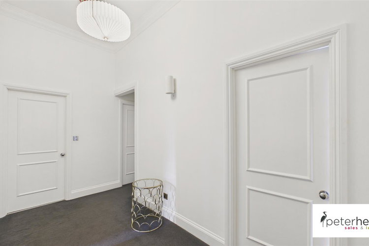 Reception Hall - Picture 7 of 18