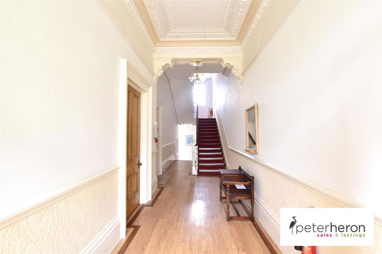 Communal Entrance - Picture 17 of 19