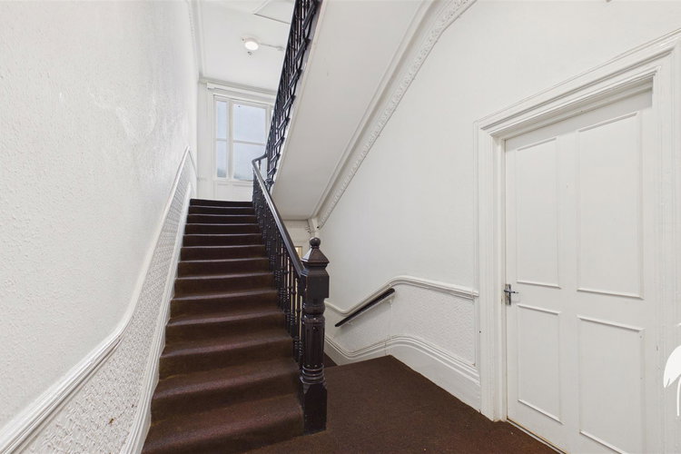 Communal Entrance - Picture 20 of 21