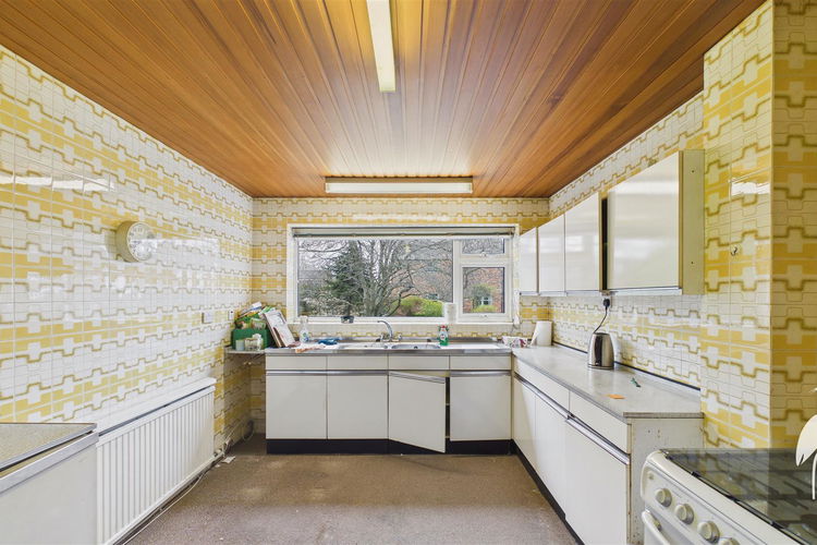 Kitchen - Picture 11 of 28