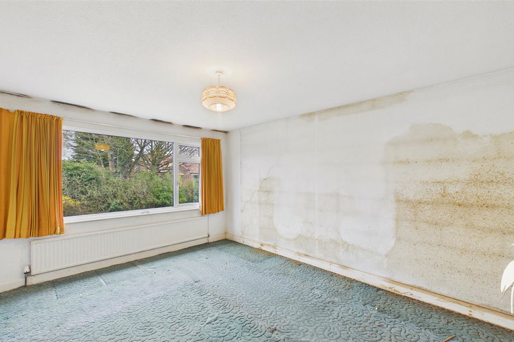 Bedroom 1 - Picture 16 of 28