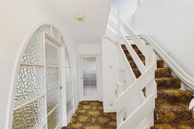 Reception Hall - Picture 3 of 28