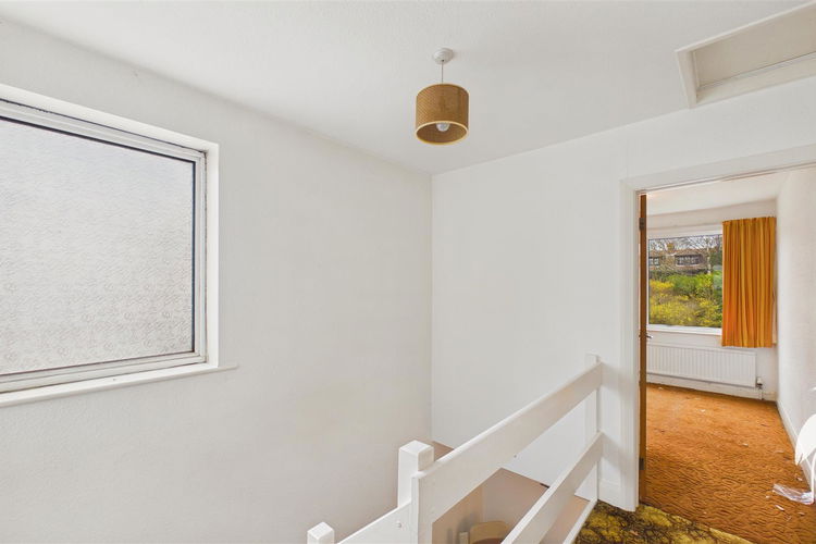 First Floor Landing - Picture 21 of 28