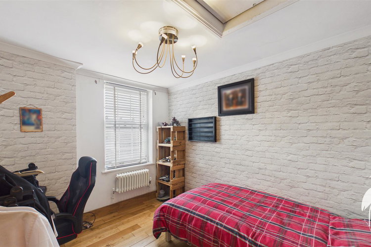 Bedroom 2 - Picture 16 of 25