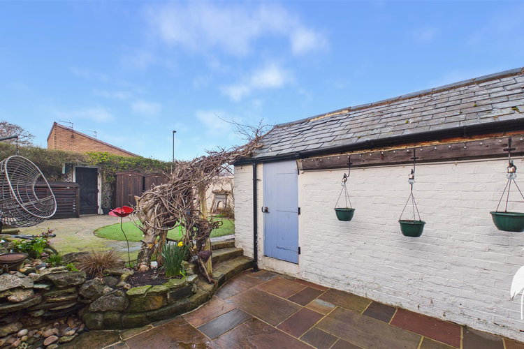 Outside - Picture 24 of 25