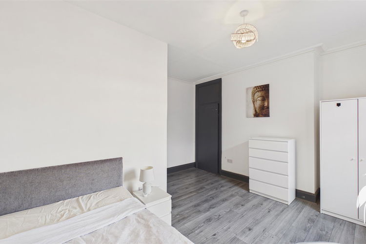 Room C - Picture 4 of 16