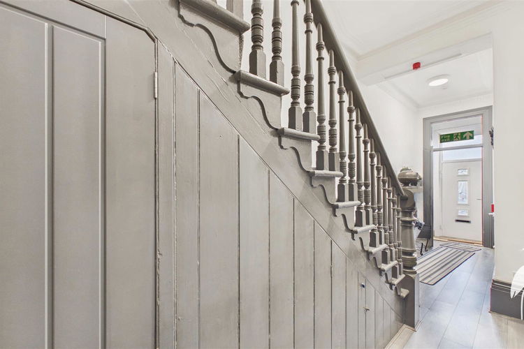 Communal Hallway - Picture 10 of 16