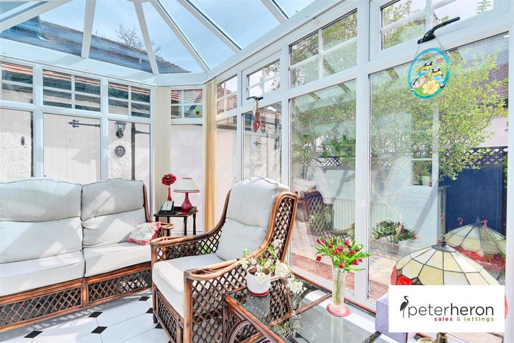 Conservatory - Picture 13 of 43