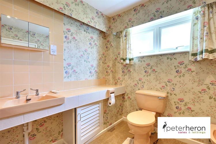 En-Suite Bathroom - Picture 20 of 41