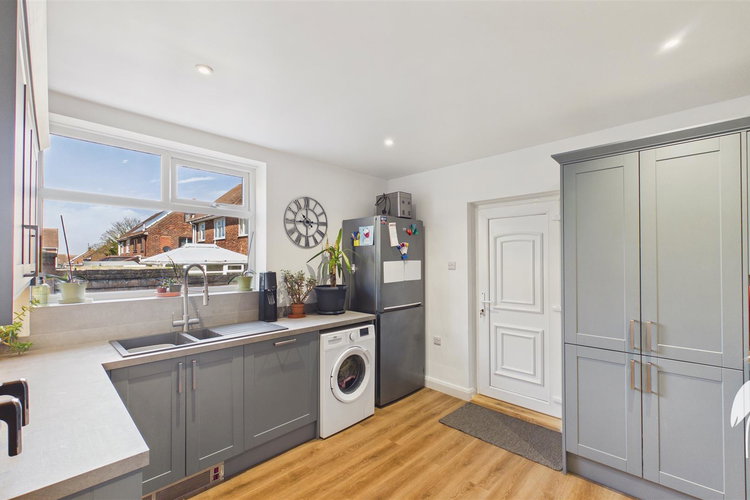 Kitchen - Picture 12 of 42