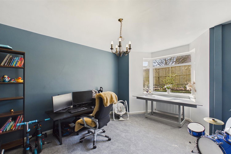 Bedroom / Reception Room - Picture 13 of 42