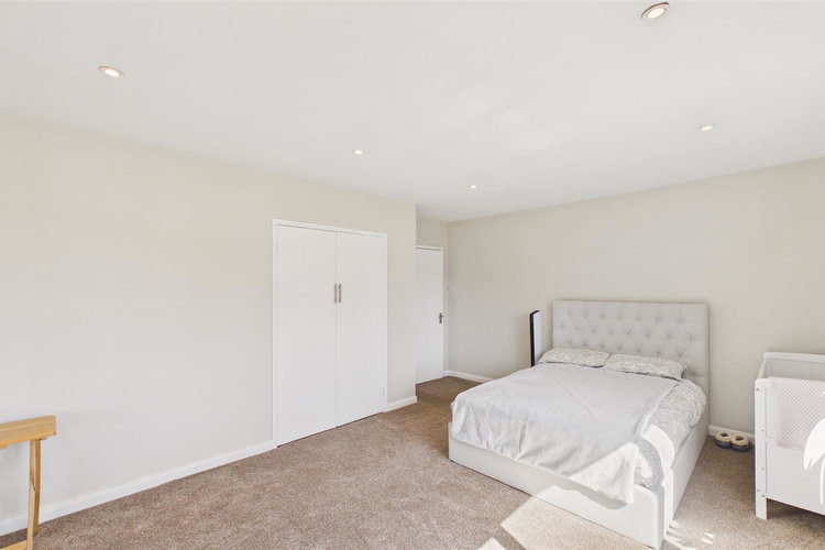 Bedroom 1 - Picture 20 of 42