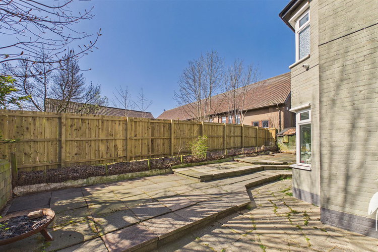 Outside - Picture 35 of 42