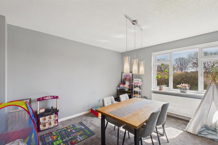 Dining Room - Picture 7 of 42