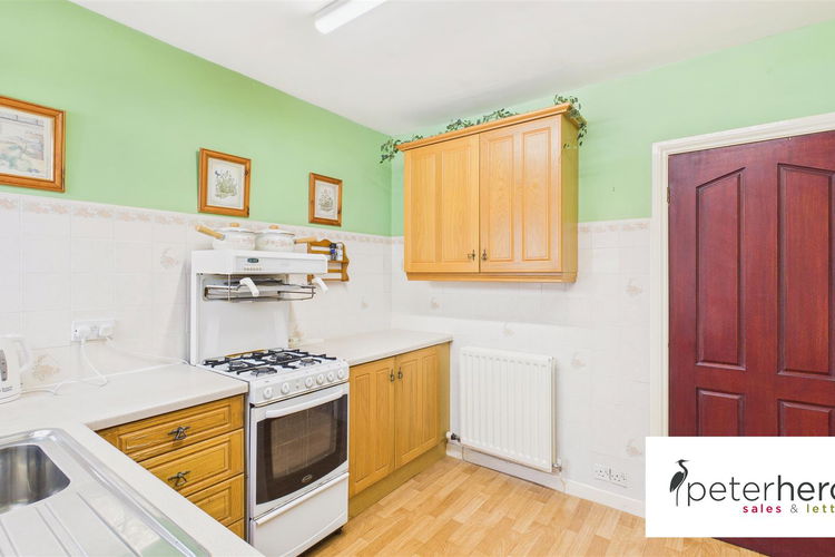 Kitchen - Picture 11 of 31